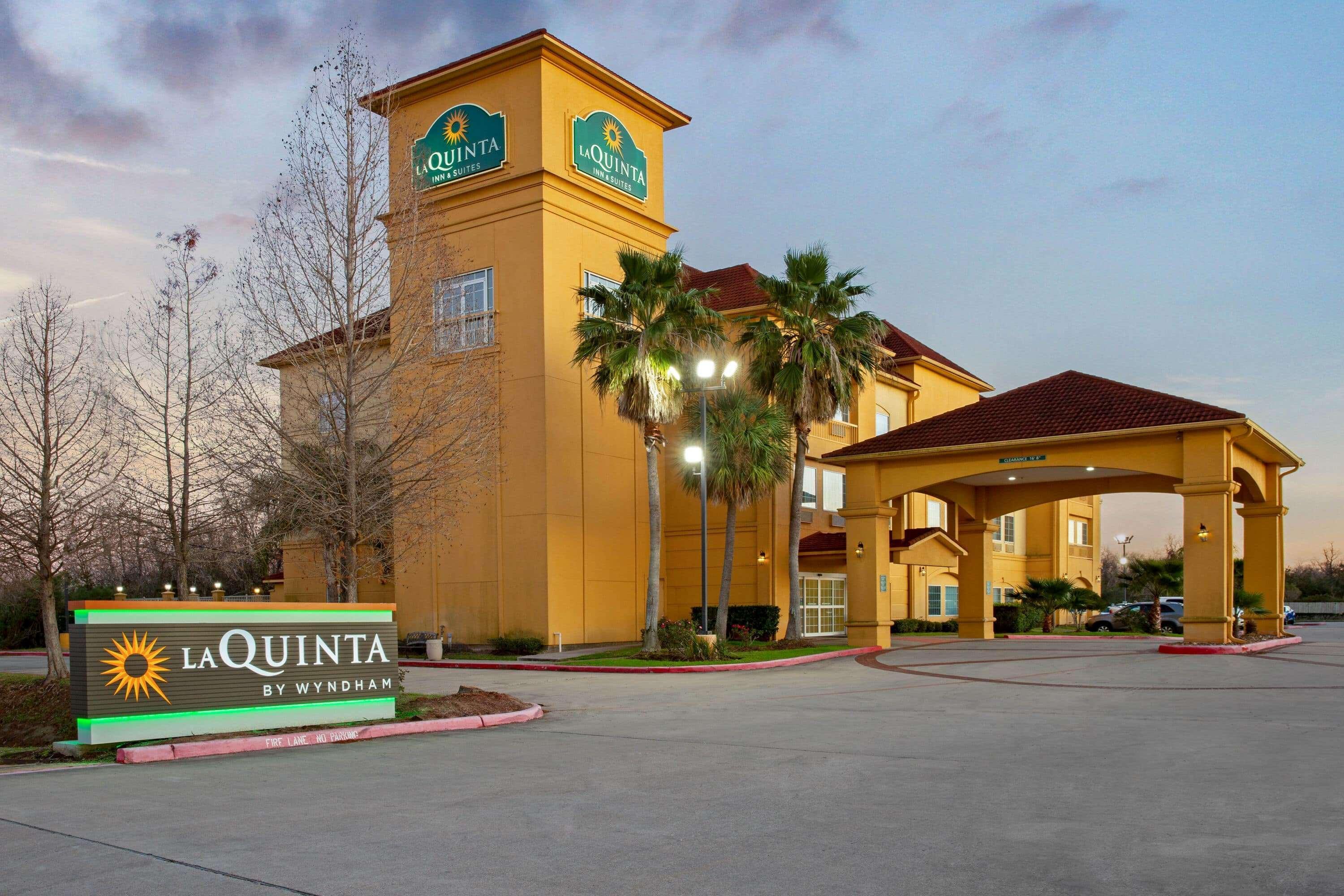 La Quinta By Wyndham Pearland Hotel Екстериор снимка